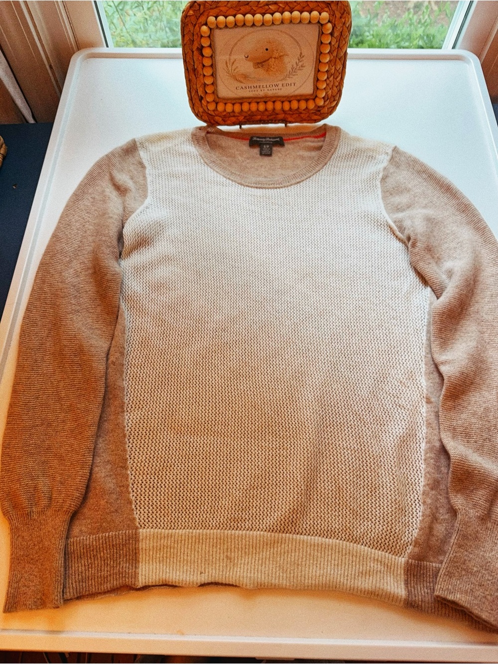 Tommy Bahama • Oatmeal Heather • 100% Cashmere • First Class to Nowhere